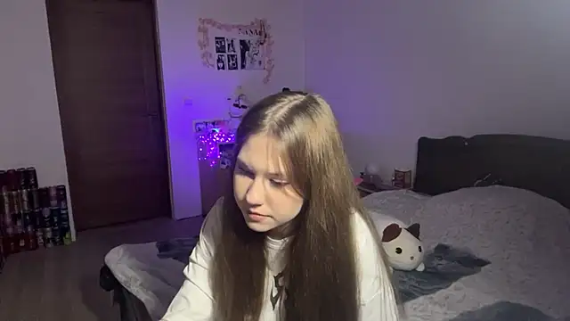 NyelleSpir live sex cam