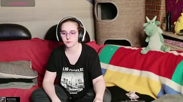 GamerGirl_Eve webcam