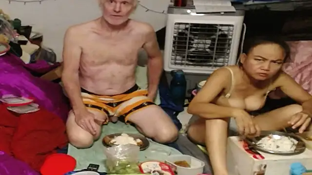 1CuteAndSexy69 webcam