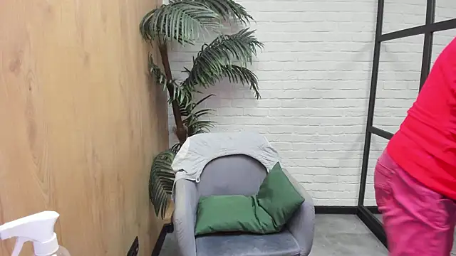 lindapassionate - LindaPassionate's free webcam - UK Sex Cams