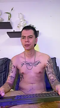 chris_suarez live sex cam