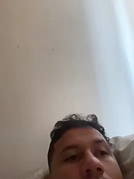 Michaell_Spinelly webcam