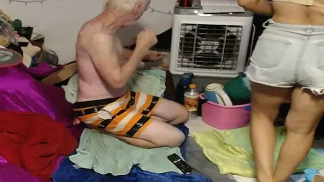 1CuteAndSexy69 webcam