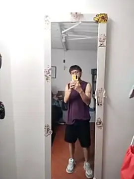 AoA-BoyStudent webcam