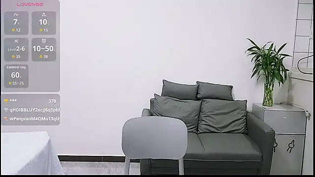 美女youyou-55在线直播