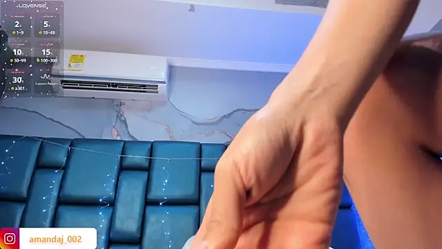 amandaaJones_ webcam