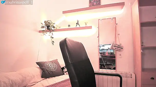 SabrinaSpell_ webcam