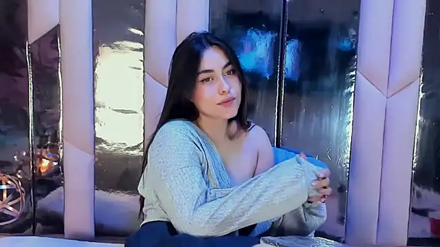 HannaCollins_ webcam