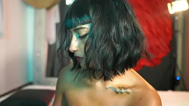 JulietaWinona webcam