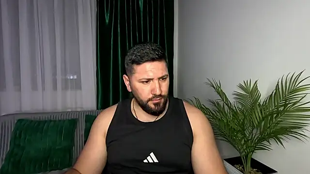 Gold_Alpha_Boy webcam