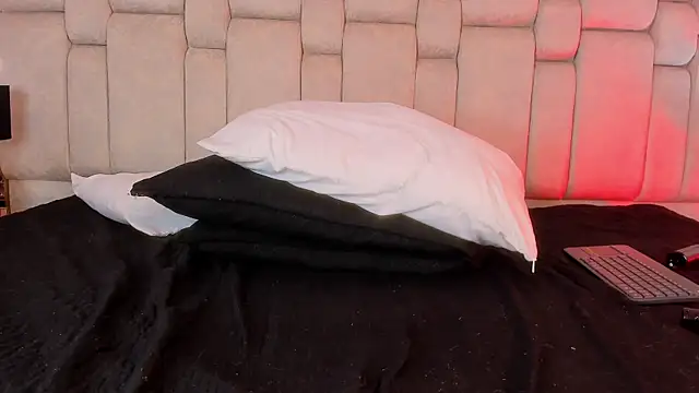 EleanorRigby5 webcam