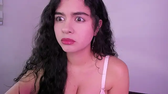 Arianna_Jannes webcam