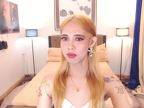 PreciousAmore webcam