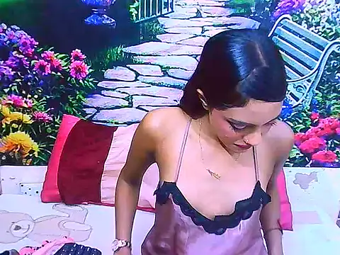 IndianPretty14u2Luv webcam