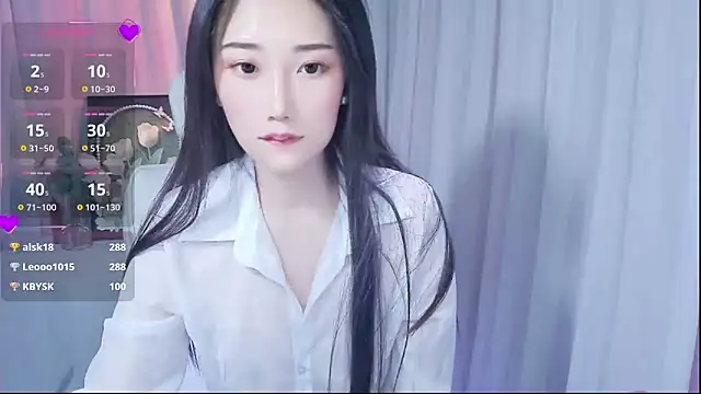 美女XIAOXIN-EET在线直播