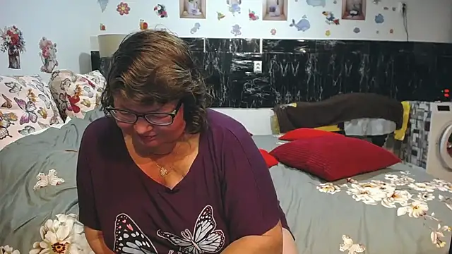 SweetMommaX live sex cam