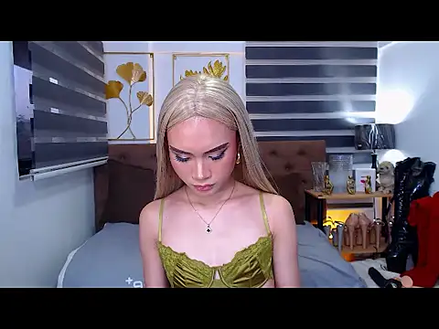 juicycockthea (M twink) - HELP ME TO REACH MY GOAL MAKE ME CUM