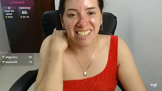 spicey_latina webcam