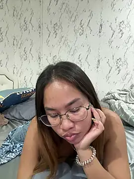 Ponthip live sex cam