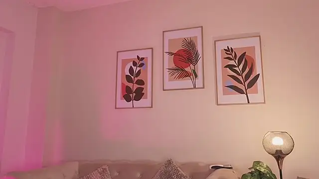 DahianaWalcott webcam