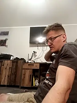 liema3156 (M young) - Take Off T-Shirt