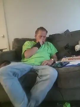 yourMasterisBored webcam