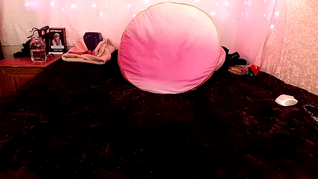 GamerGirlRoxyAndLee webcam