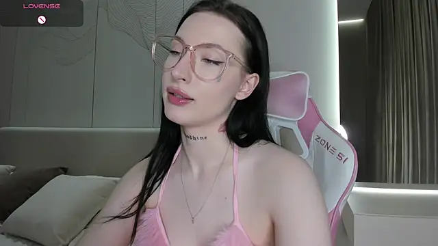 JenniferQueen11 webcam