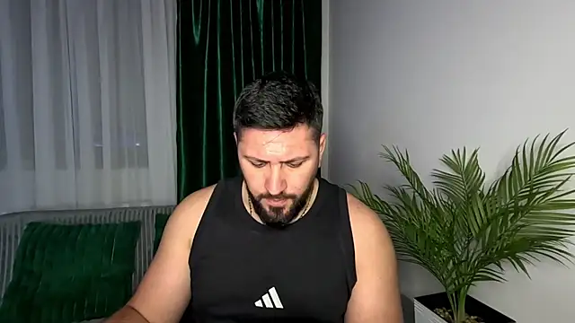 Gold_Alpha_Boy webcam