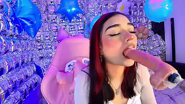 lala_cherry webcam