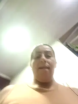 maynor_1998 (F milf) - I want to fuck a cucumber 😈🔥