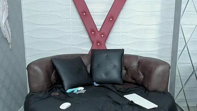 ZoeAltamiranda webcam