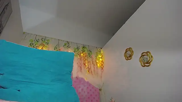 alicehugecock webcam