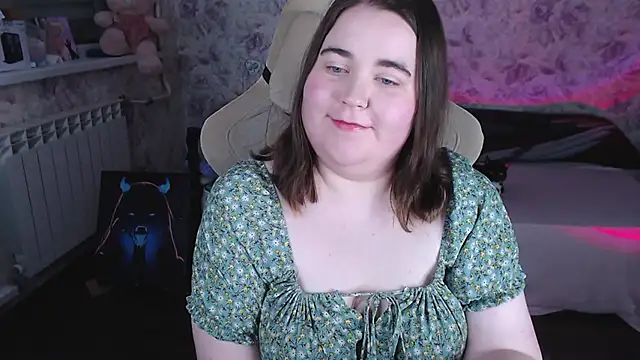 Estelle_Hicks webcam