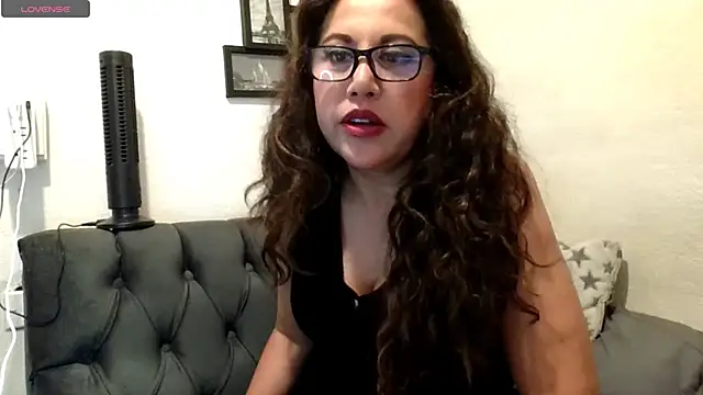 MirandaLatinaLovely webcam