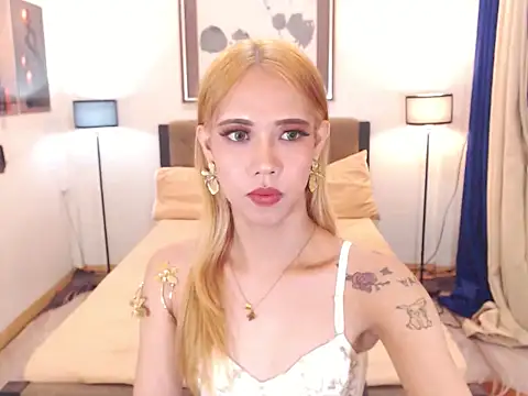 PreciousAmore webcam