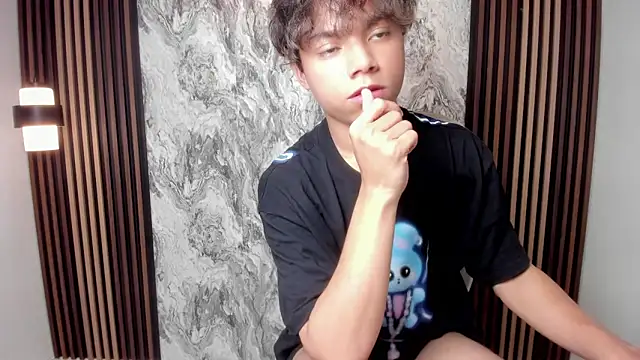 Honeymoon_sariel webcam