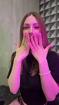 Elizabeth_Tay webcam