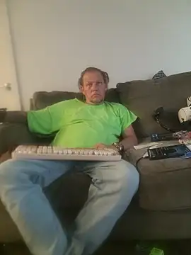 yourMasterisBored webcam