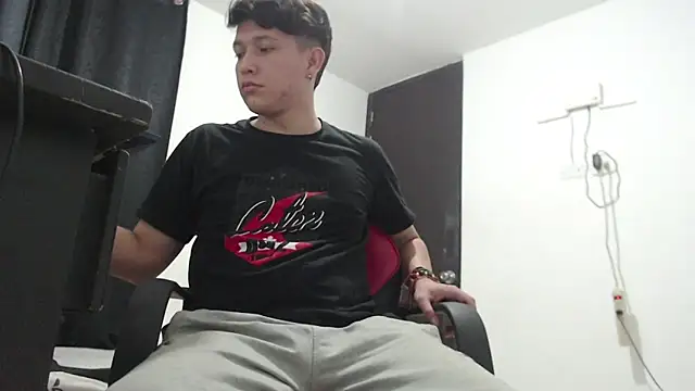 Lucifeeeer_666 webcam