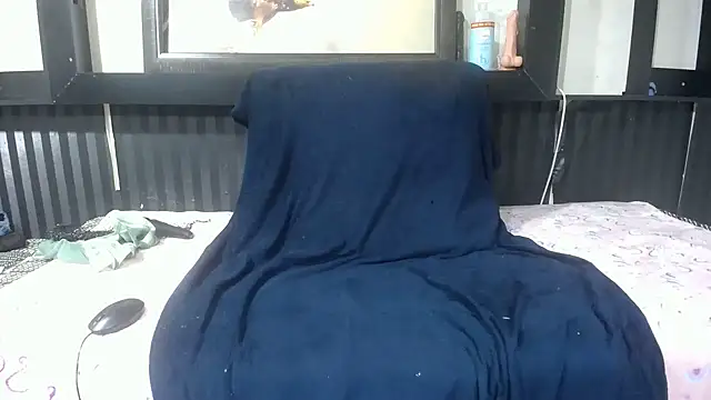 YoungBarbiexx webcam