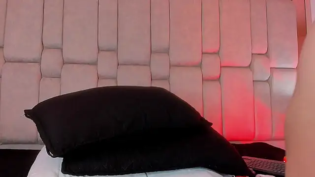 EleanorRigby5 webcam