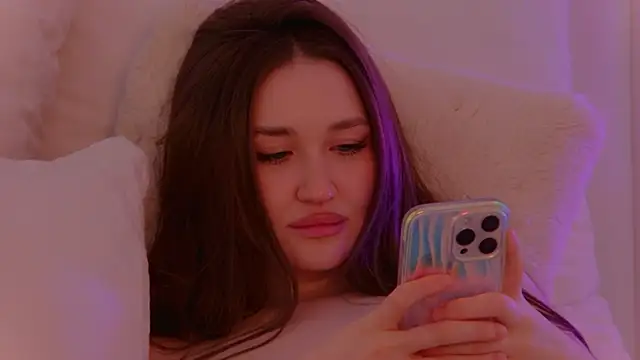 nancysmitts (F young) - cum on my tits