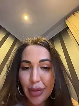 angelika7741 (F young) - ride dildo