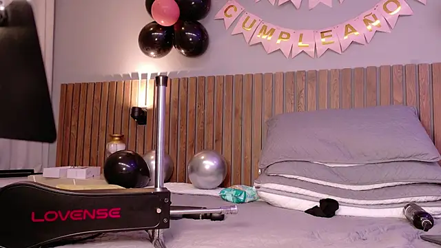 Mia_Bellefort webcam