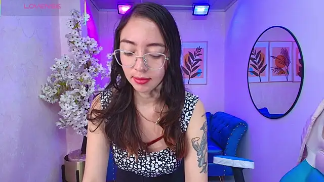 Veronica_miiller webcam