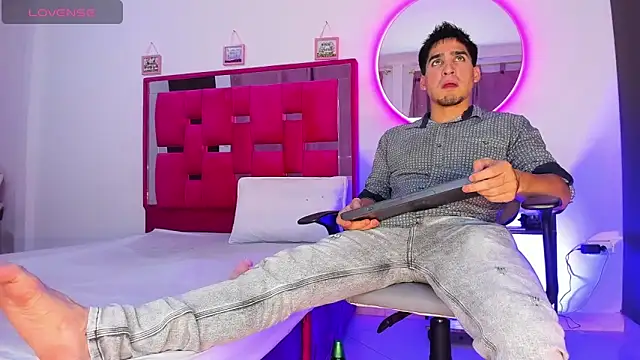 Christopher_Harris_ webcam