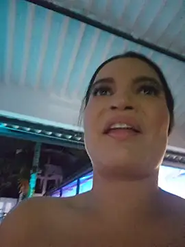 Pretty_Julieta webcam