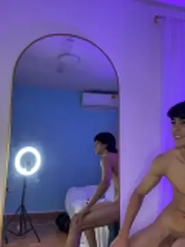 Cheys_Mast's live cam