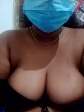 boosypussy (F milf) - asshole show